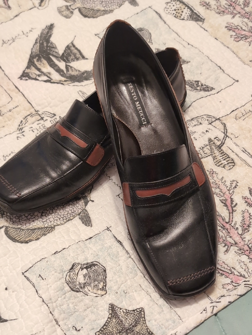 Sesto Meucci Black Loafers with Brown Accent Strap